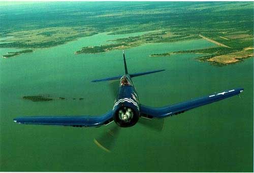 avion F4U Corsair.jpg