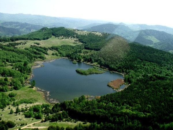 lacul_mociaru2.jpg