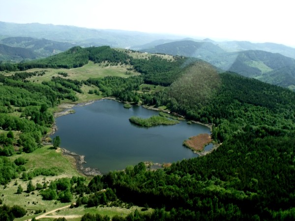 lacul_mociaru2.jpg