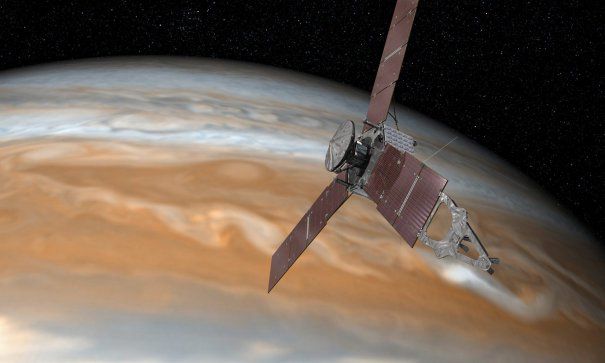 Sonda Juno pe orbita lui Jupiter.jpg