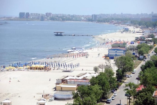 litoral-plaja-din-Mamaia-650x435.jpg