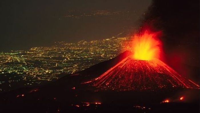 etna_eruptie.jpg